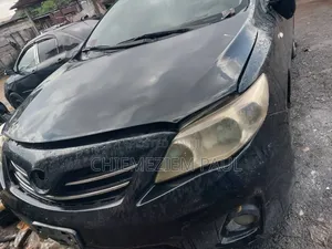 Toyota Corolla LE 4dr Sedan (1.8L 4cyl 4A) 2010 Black
