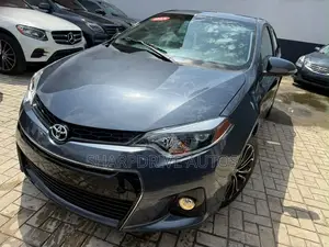 Toyota Corolla S 4dr Sedan (1.8L 4cyl CVT) 2014 Gray