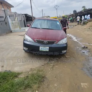Toyota Camry SE 4dr Sedan (2.4L 4cyl 5A) 2006 Red