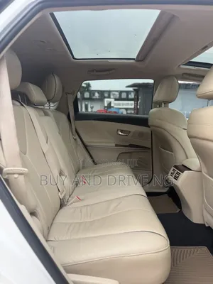 Toyota Venza V6 AWD 2010 White