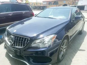 Mercedes-Benz E400 2010 Blue