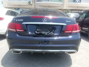 Mercedes-Benz E400 2010 Blue