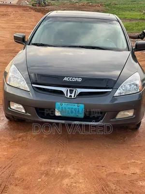 Honda Accord 2005 Gray