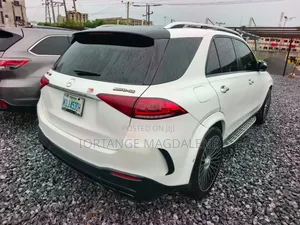 Mercedes-Benz GLE-Class 2021 White