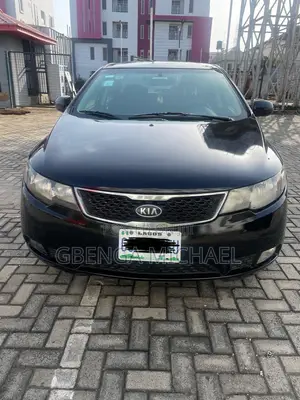 Kia Cerato 2011 Black