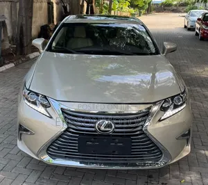 Lexus ES 2017 Gold