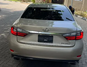 Lexus ES 2017 Gold