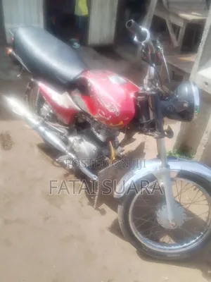 Bajaj Boxer 2013 Red