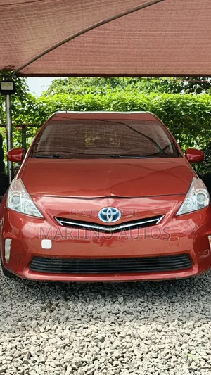 Toyota Prius 2013 Red