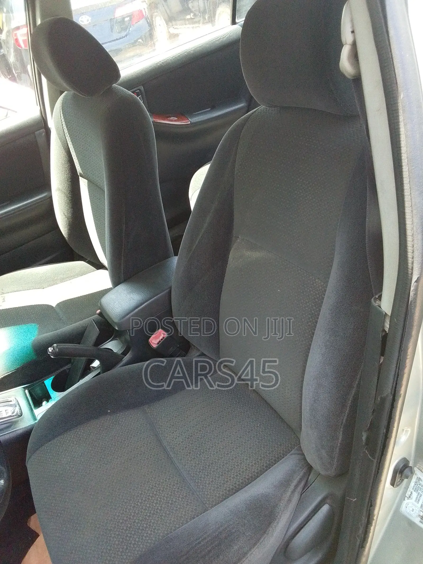 Toyota Corolla 2004 Silver