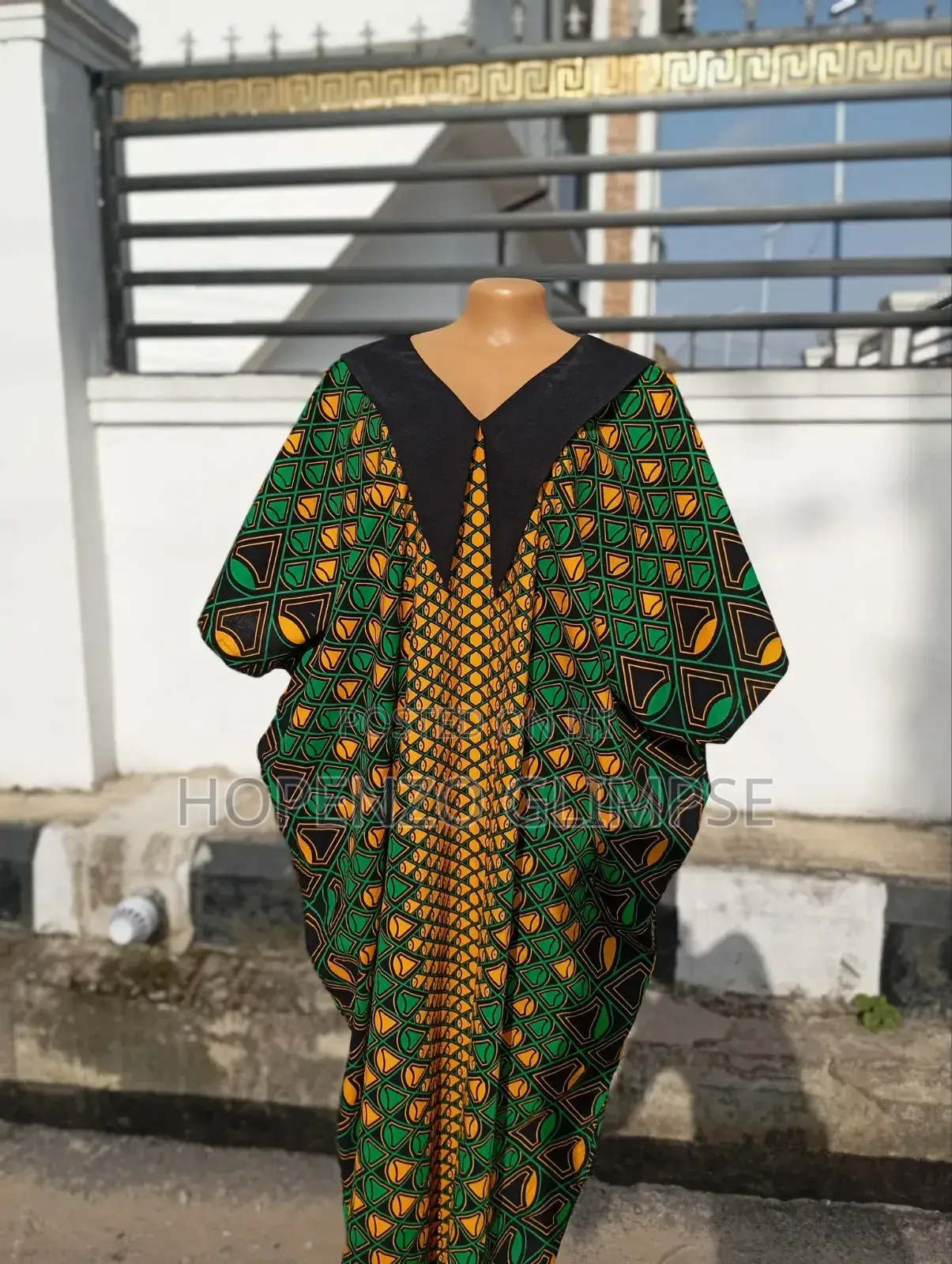 Collar Bubu Gown