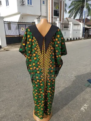 Collar Bubu Gown