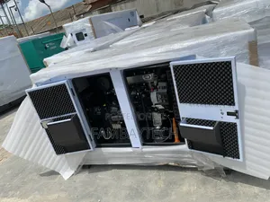 Strong Perkins 25kva Silent Set for Commercial Use