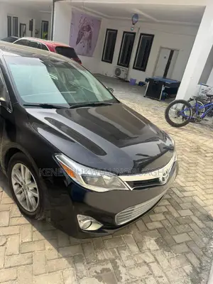 Toyota Avalon XLE 4dr Sedan (3.5L 6cyl 6A) 2014 Black