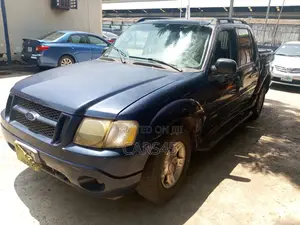 Ford Explorer 2004 Blue