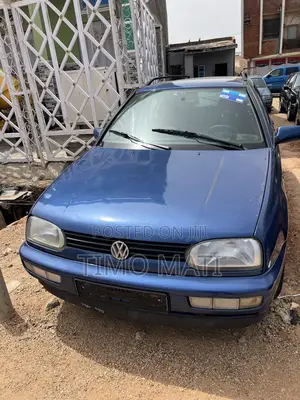 Volkswagen Golf 2004