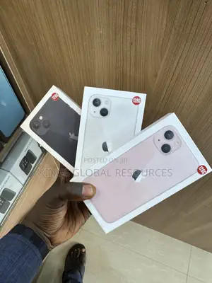 New Apple iPhone 13 128 GB White