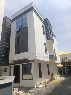 4bdrm Duplex in Off Fola Osibo, Lekki Phase 1 for rent