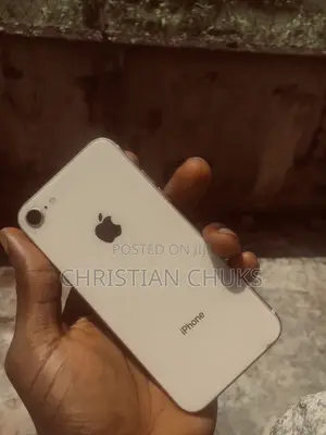 Apple iPhone 8 64 GB Gold