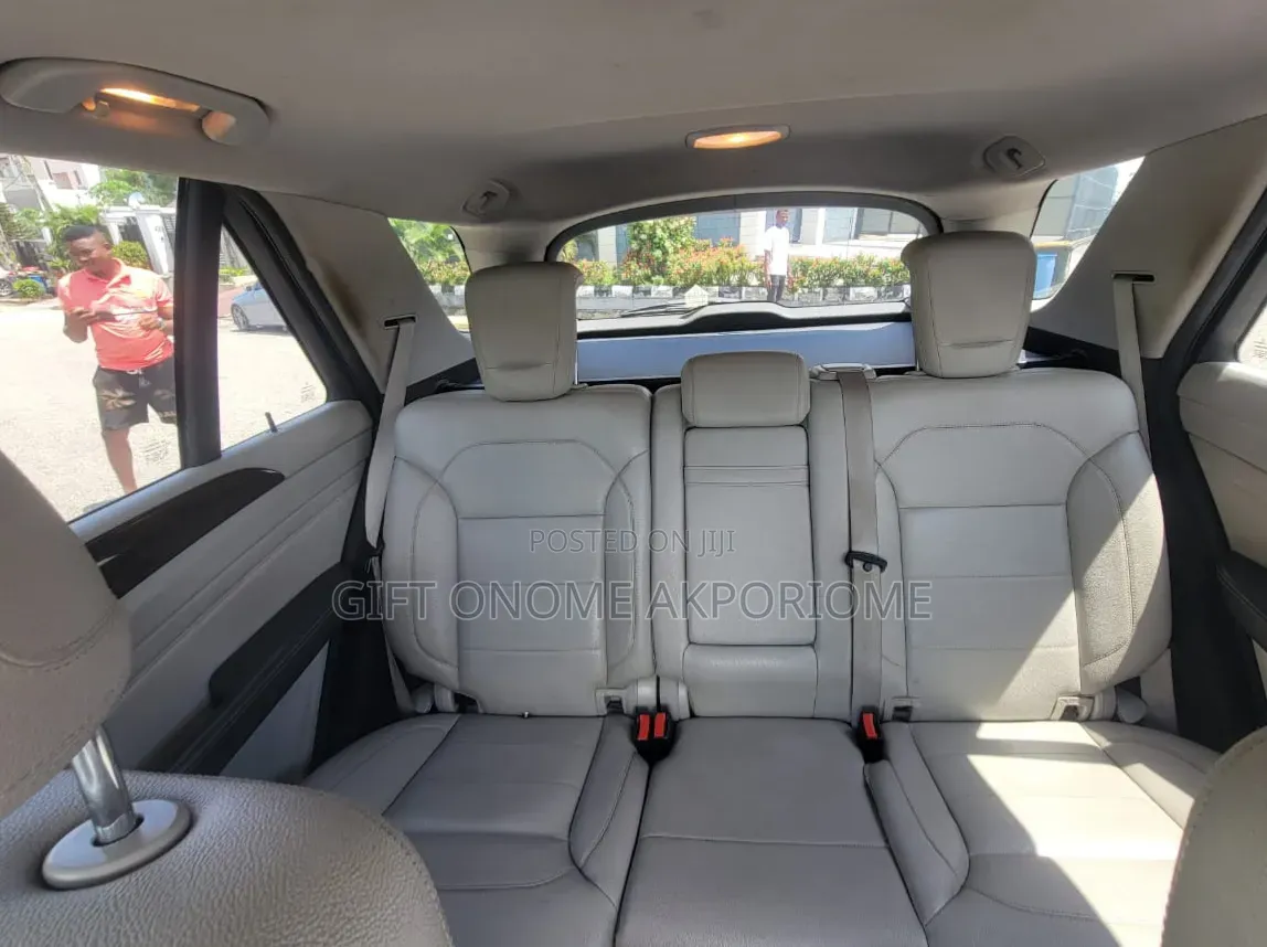 Mercedes-Benz M Class 2012 Silver