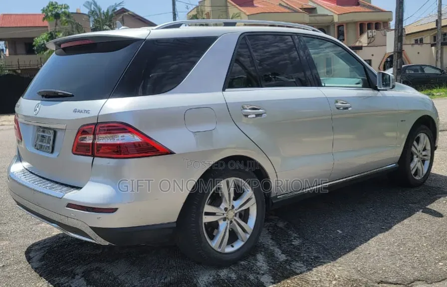 Mercedes-Benz M Class 2012 Silver