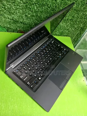Laptop Dell Latitude E5300 16GB Intel Core i5 SSD 256GB