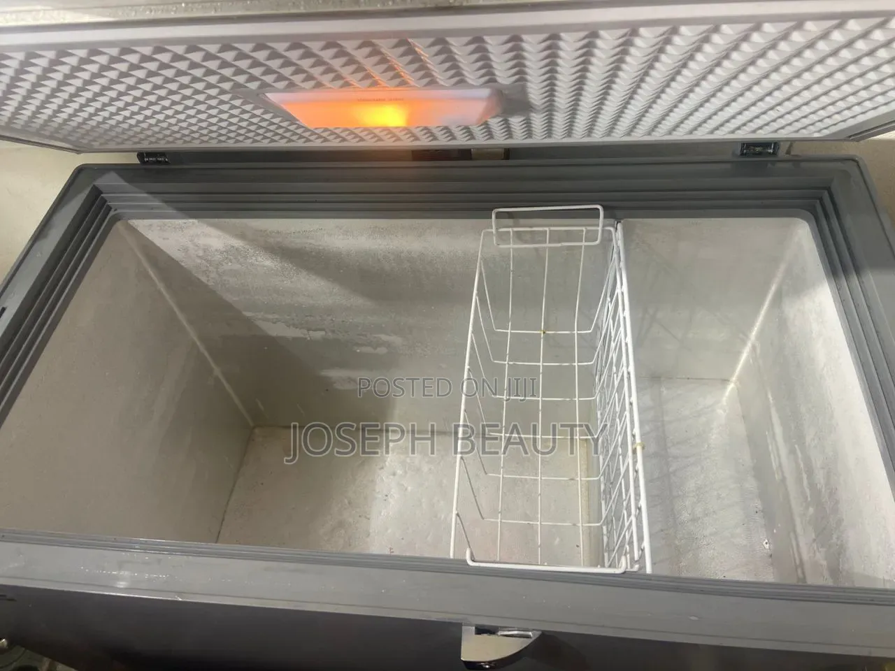 Scanfront Deep Freezer 300liters