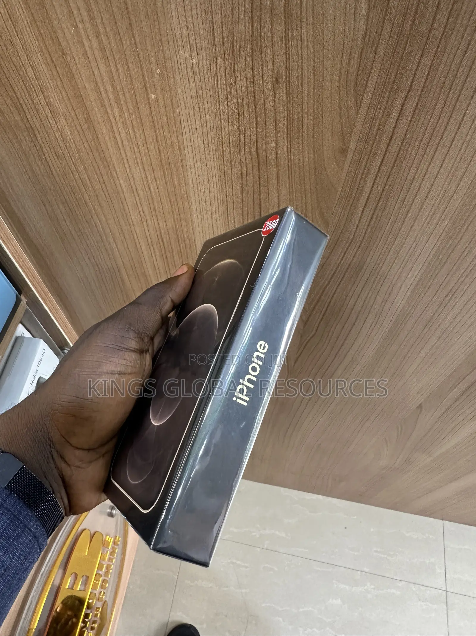 New Apple iPhone 12 Pro 256 GB Gold