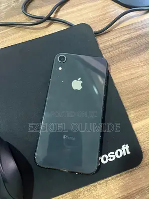 Apple iPhone XR 128 GB Black