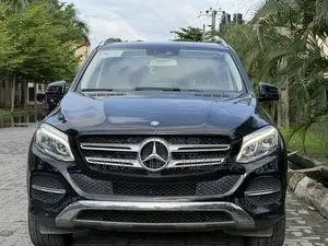 Mercedes-Benz GLE-Class 2016 Black