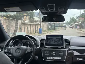 Mercedes-Benz GLE-Class 2016 Red