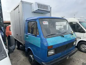 Volkswagen Cooling Van Truck 2012 Blue