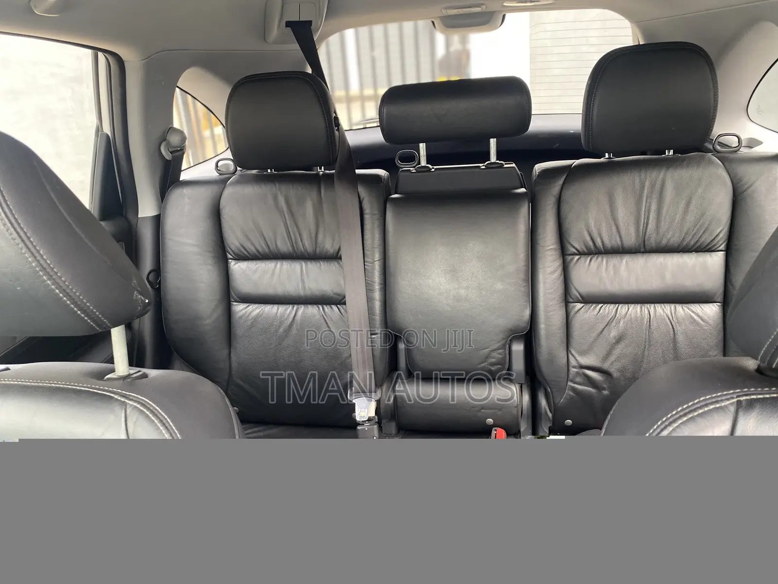 Honda CR-V 2011 White