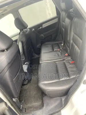 Honda CR-V 2011 White