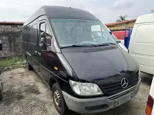 Mercedes-Benz Sprinter 2010 Black