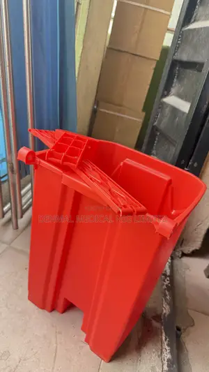 Medical Waste Bin 30l