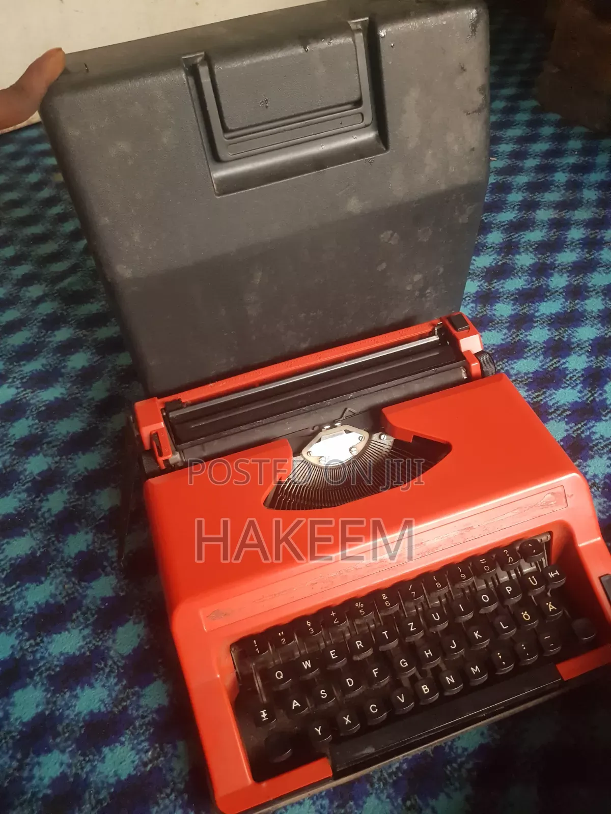 Typewriter