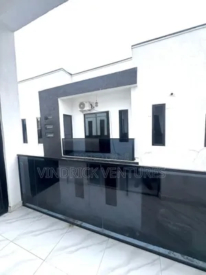 4bdrm Duplex in Metro Homes, Off Lekki-Epe Expressway for rent