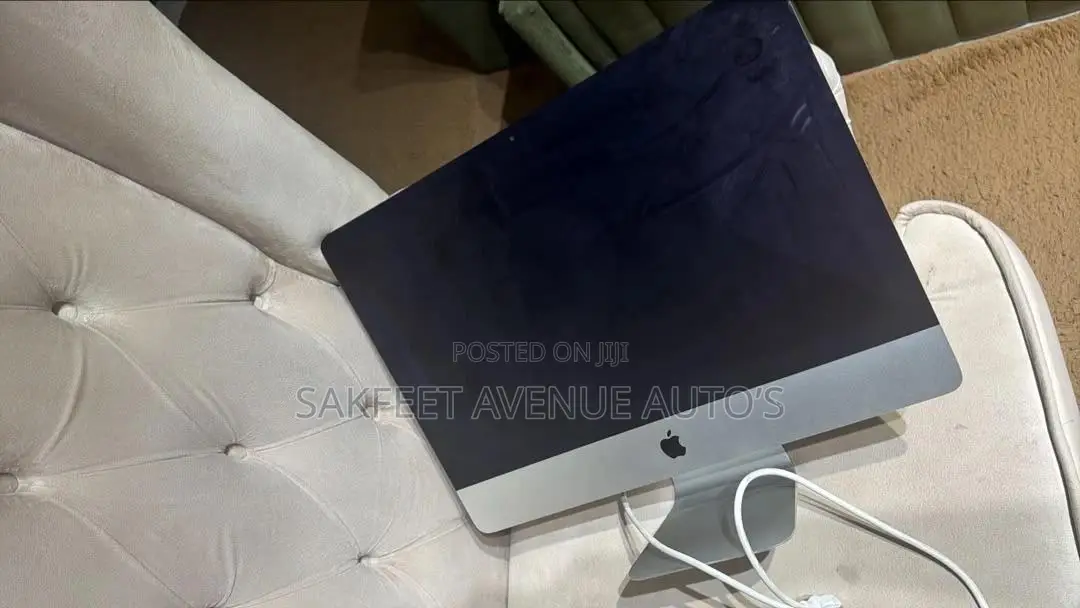 Desktop Computer Apple iMac 8GB Intel Core i5 HDD 1T