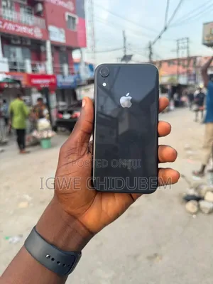 Apple iPhone XR 64 GB Black
