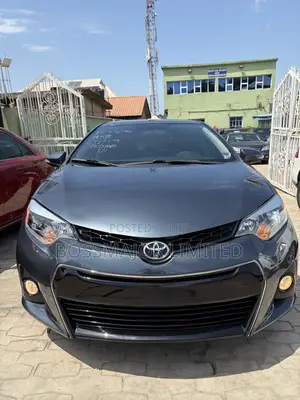 Toyota Corolla S Plus 4dr Sedan (1.8L 4cyl 6M) 2015 Gray