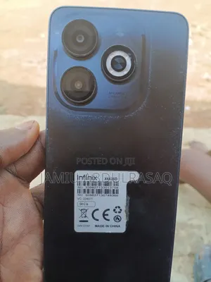 Infinix Smart 8 64 GB Black