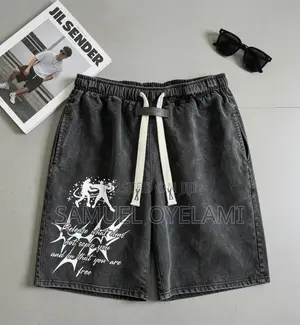 Short Jeans