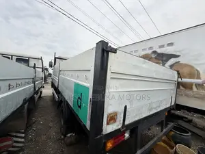 Mercedes Benz 814 White Colour New Arrival