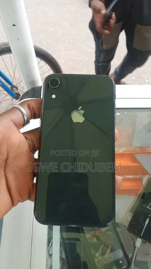 Apple iPhone XR 64 GB Black