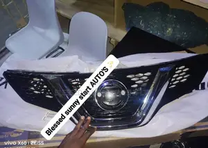 Front Grill Nissan Qashqai 016
