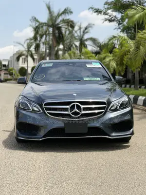 Mercedes-Benz E350 Base 4dr Sedan RWD (3.5L 6cyl 7A) 2014 Gray