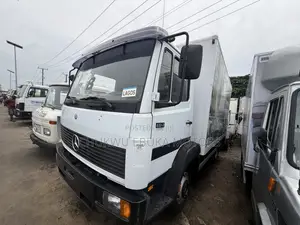 Mercedes-Benz 1999 White