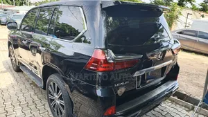 Lexus LX 2021 Black