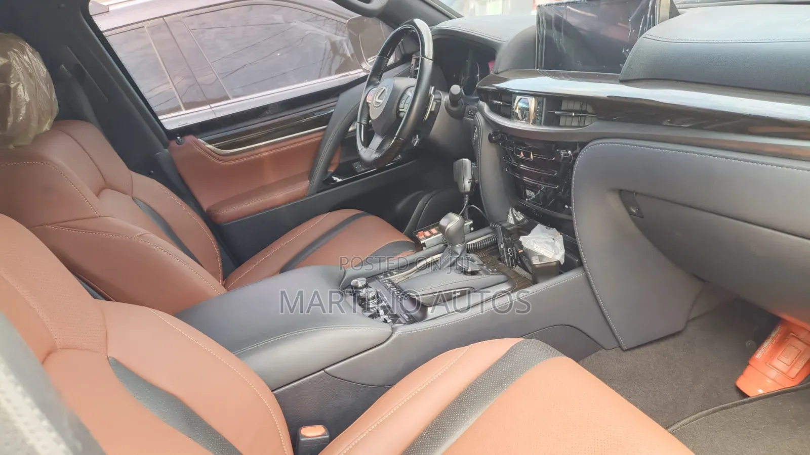 Lexus LX 2021 Black